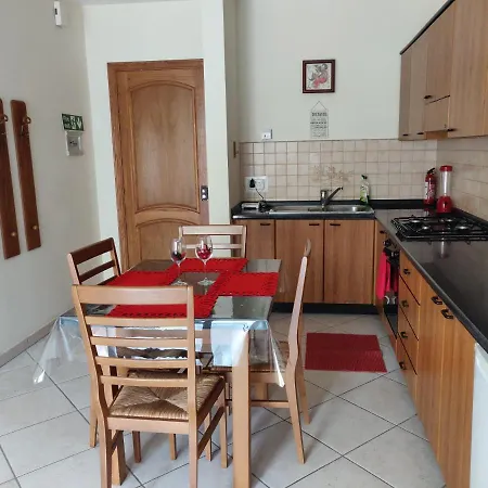 Comfortable Within Minutes Walk Away From Bay Apartament Mellieħa